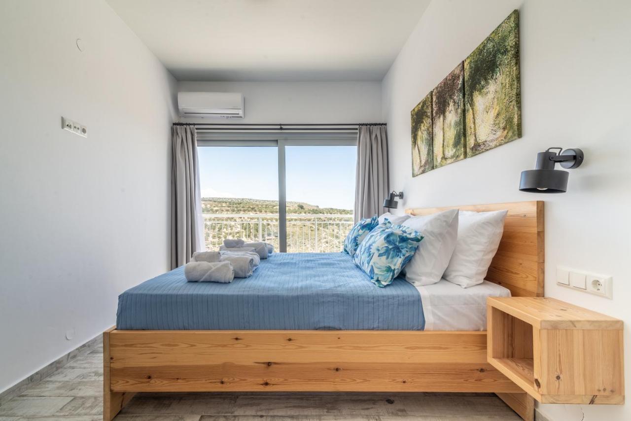 Magriplis Hill Apts 구베스 외부 사진